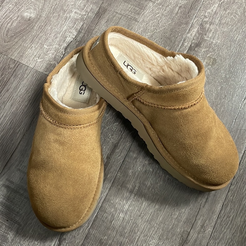 Ugg Classic Slipper